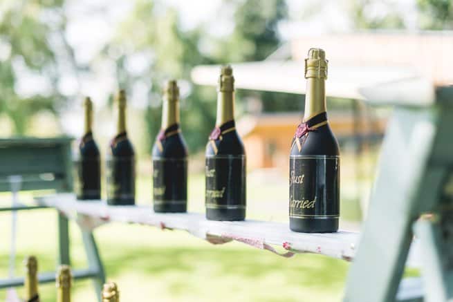 Wedding Prosecco drinks station | Kelly Chandler Consulting